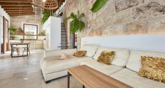 von_poll_real_estate_property_ES243744982_image_9