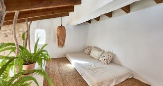 von_poll_real_estate_property_ES243744982_image_20