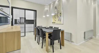 von_poll_real_estate_property_ES243745018_image_2