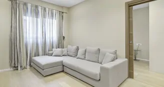 von_poll_real_estate_property_ES243745018_image_4