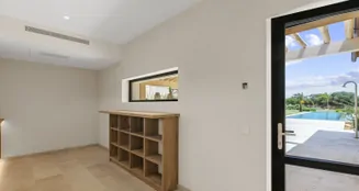 von_poll_real_estate_property_ES243745073_image_79