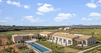 von_poll_real_estate_property_ES243745073_image_58