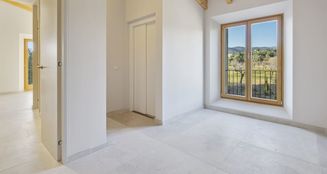 von_poll_real_estate_property_ES243745077_image_11