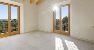 von_poll_real_estate_property_ES243745077_image_12