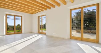 von_poll_real_estate_property_ES243745077_image_5