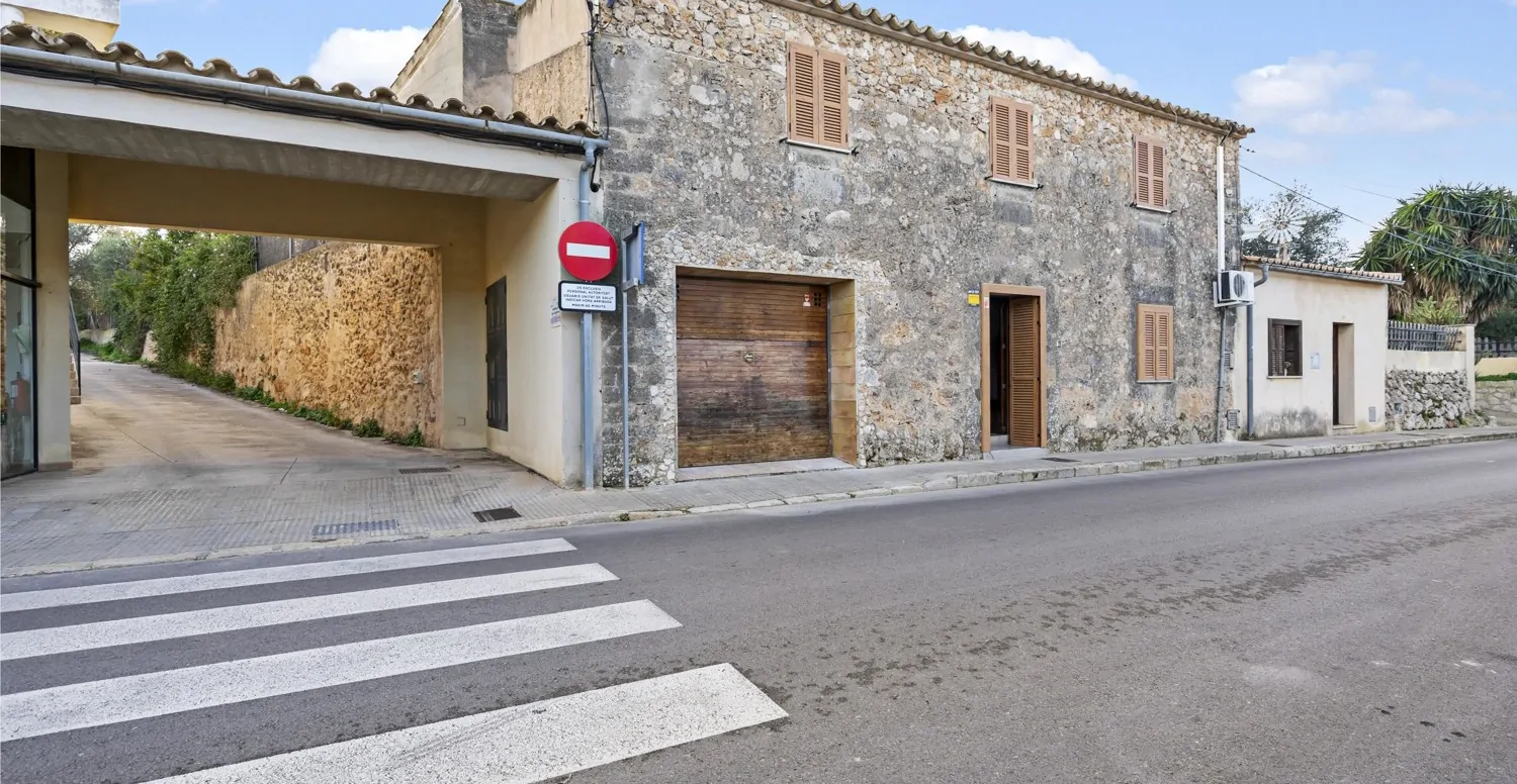 Casa-de-pueblo-con-piscina-en-Marratxí