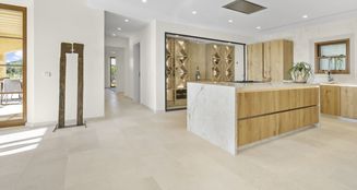von_poll_real_estate_property_ES243745072_image_3