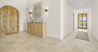 von_poll_real_estate_property_ES243745072_image_8