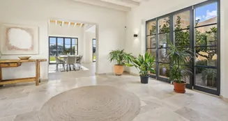 von_poll_real_estate_property_ES243745073_image_10