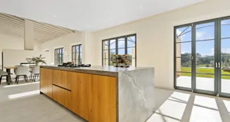 von_poll_real_estate_property_ES243745073_image_6