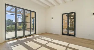 von_poll_real_estate_property_ES243745073_image_11