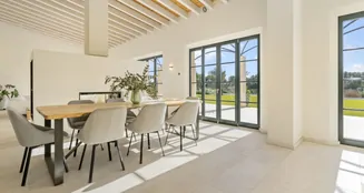 von_poll_real_estate_property_ES243745073_image_8