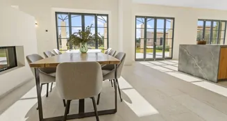 von_poll_real_estate_property_ES243745073_image_7