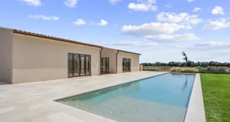 von_poll_real_estate_property_ES243745073_image_27