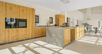 von_poll_real_estate_property_ES243745073_image_5