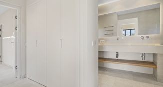 von_poll_real_estate_property_ES243745073_image_13