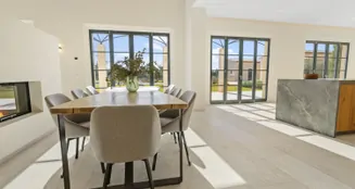 von_poll_real_estate_property_ES243745073_image_36