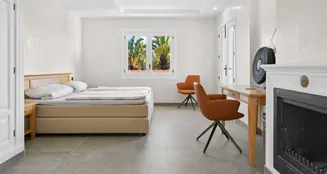 von_poll_real_estate_property_ES253745086_image_12