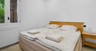 von_poll_real_estate_property_ES253745086_image_8