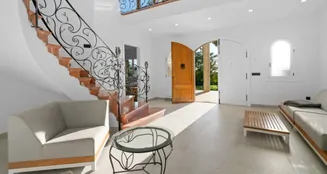 von_poll_real_estate_property_ES253745086_image_2