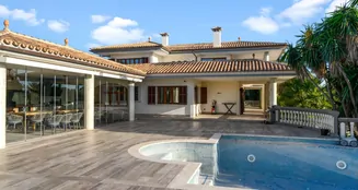 von_poll_real_estate_property_ES253745086_image_15