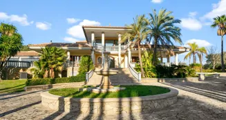 von_poll_real_estate_property_ES253745086_image_16