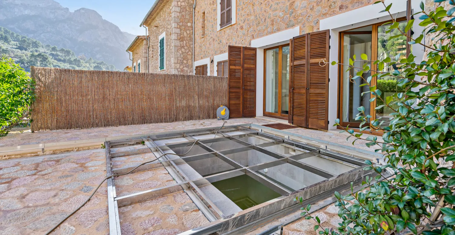 Casa-adosada-Fornalutx