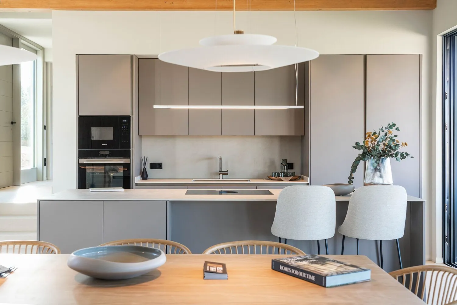 Moderna cocina equipada