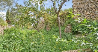 von_poll_real_estate_property_ES253745253_image_2