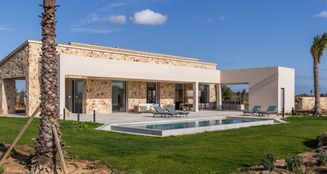 von_poll_real_estate_property_ES253745242_image_1