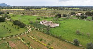 von_poll_real_estate_property_ES253745301_image_0