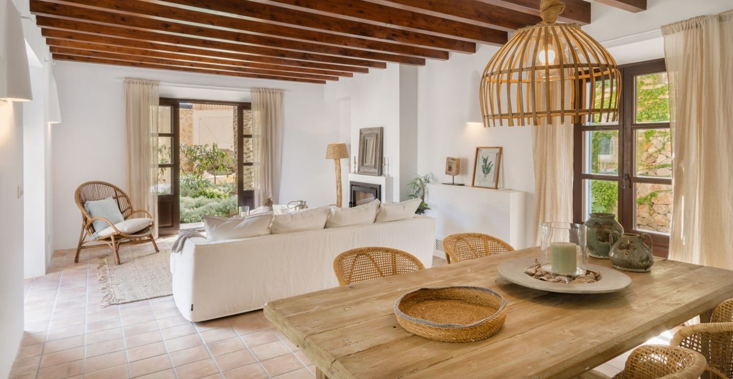 Casa-Deía