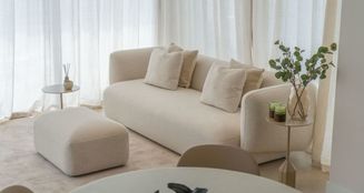 von_poll_real_estate_property_ES253745330_image_2