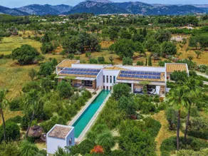 Finca moderna de estilo típico isleño en el barrio de Selva