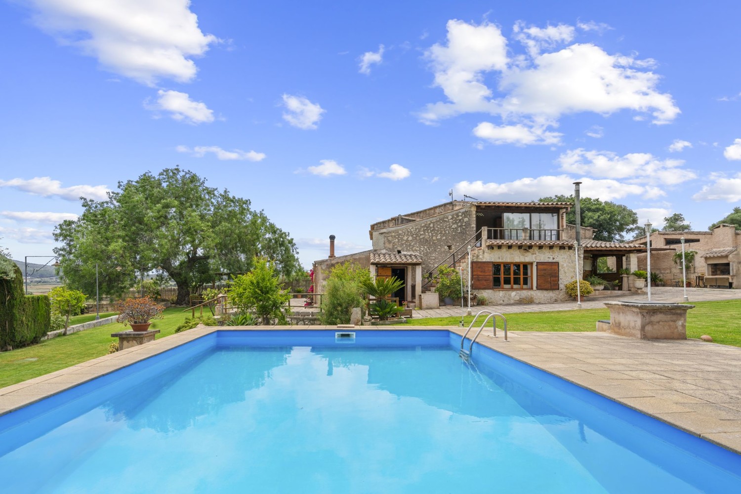 Finca-Petra
