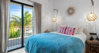 von_poll_real_estate_property_ES253745402_image_11