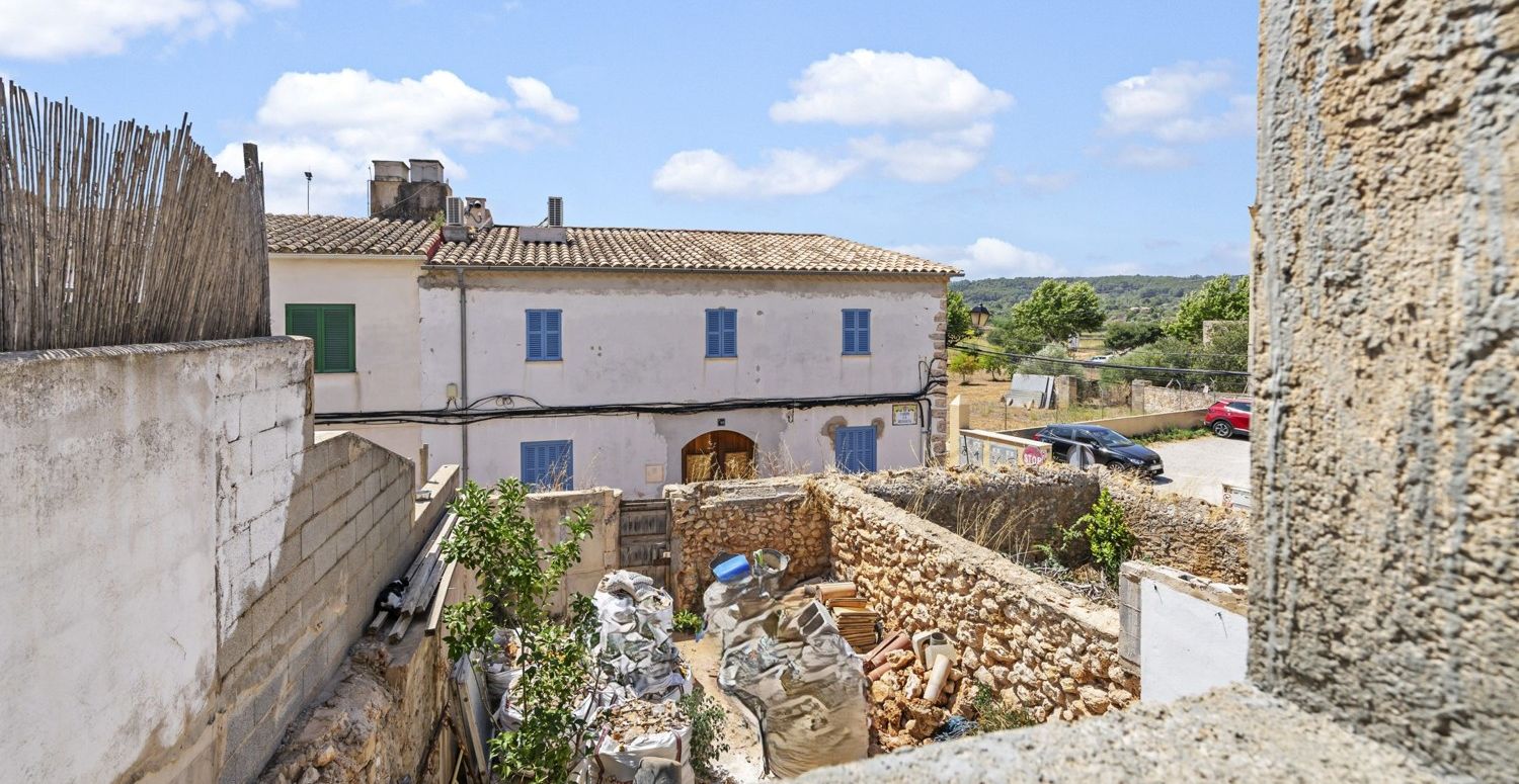 Casa-de-pueblo-Santa-Maria-del-camí