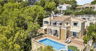 von_poll_real_estate_property_ES253745472_image_33