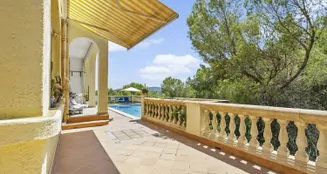 von_poll_real_estate_property_ES253745472_image_51