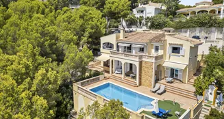 von_poll_real_estate_property_ES253745472_image_0