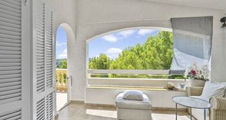 von_poll_real_estate_property_ES253745472_image_15