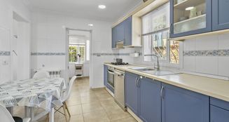 von_poll_real_estate_property_ES253745472_image_4