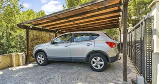 von_poll_real_estate_property_ES253745472_image_27