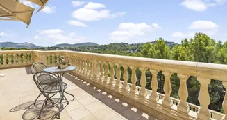 von_poll_real_estate_property_ES253745472_image_19