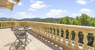 von_poll_real_estate_property_ES253745472_image_19