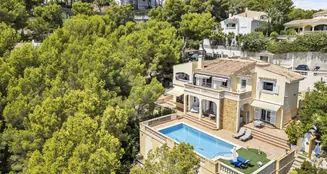 von_poll_real_estate_property_ES253745472_image_31