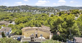 von_poll_real_estate_property_ES253745472_image_30