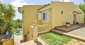 von_poll_real_estate_property_ES253745472_image_25