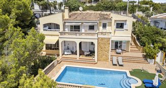 von_poll_real_estate_property_ES253745472_image_32