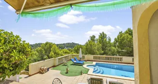 von_poll_real_estate_property_ES253745472_image_20